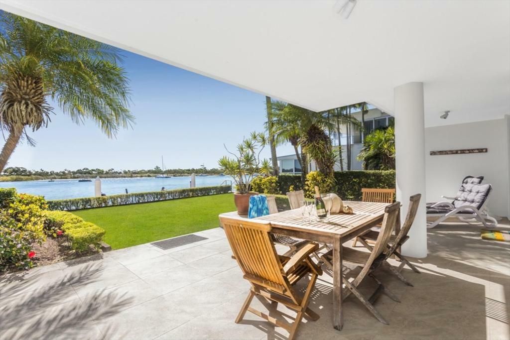 Noosa Quays Aparthotel Екстериор снимка